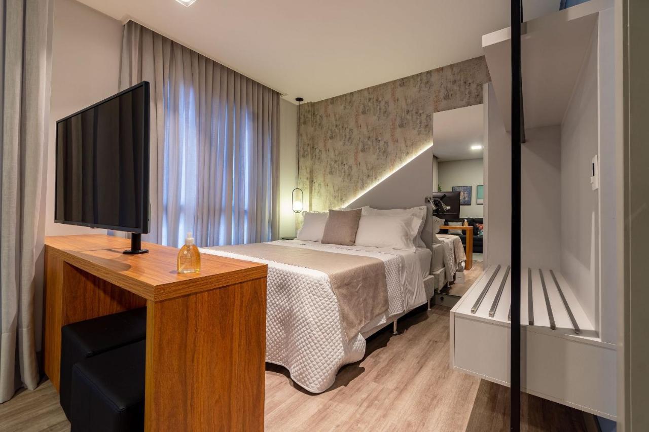 Aion Suites 103 - Compacto E Luxuoso Loft - Rooftop Com Piscina E Academia - A Poucos Passos Da Praia Bombinhas Eksteriør bilde