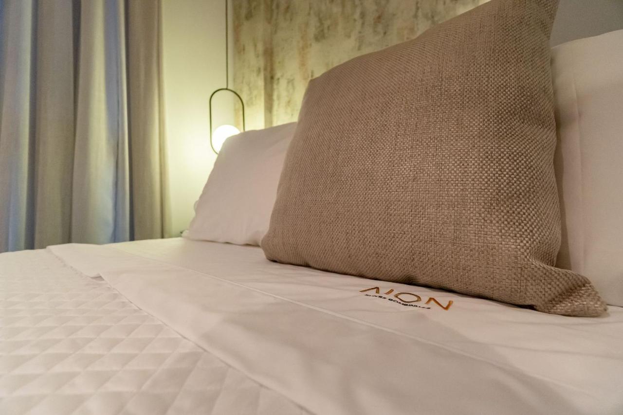 Aion Suites 103 - Compacto E Luxuoso Loft - Rooftop Com Piscina E Academia - A Poucos Passos Da Praia Bombinhas Eksteriør bilde