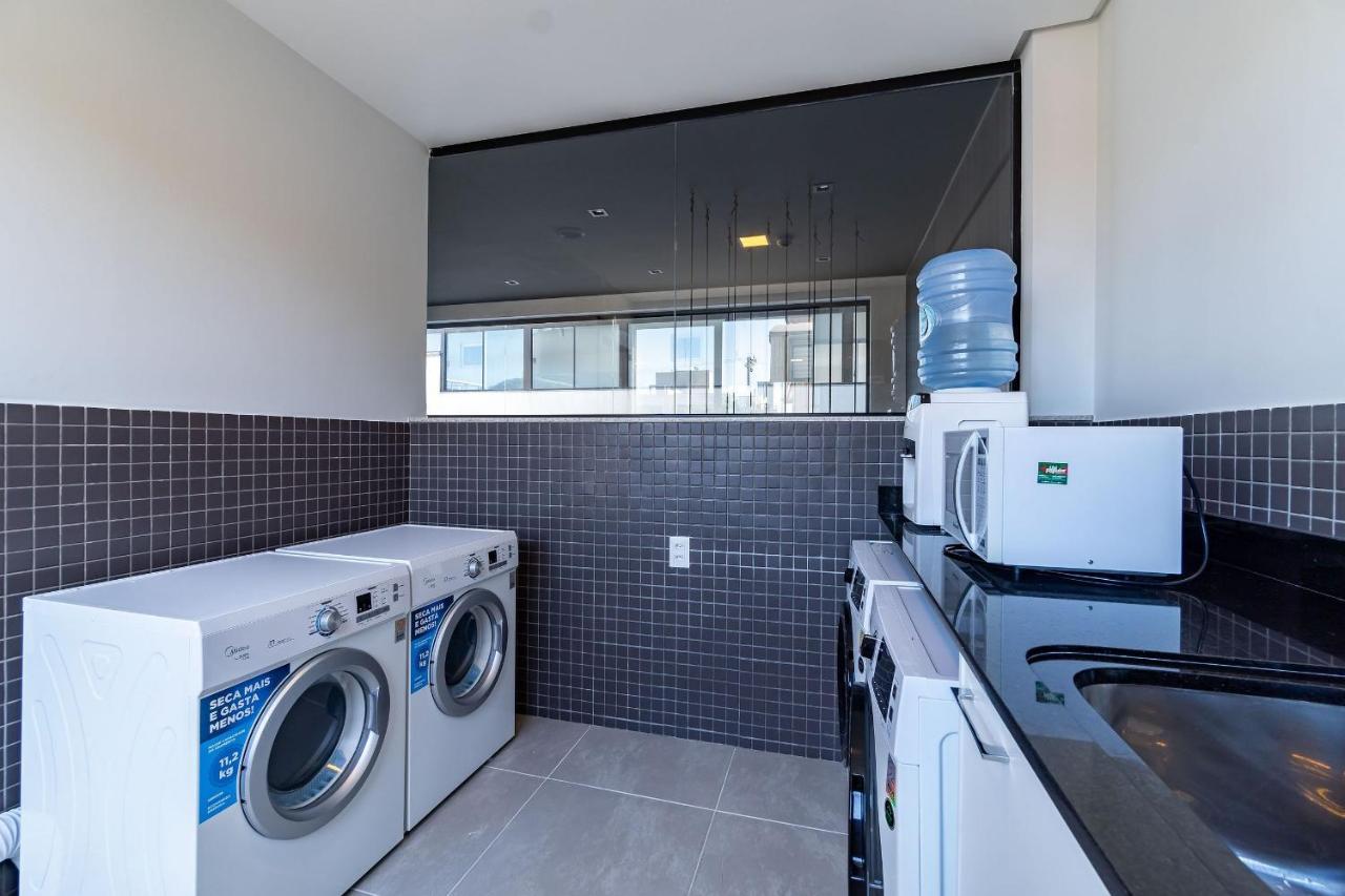 Aion Suites 103 - Compacto E Luxuoso Loft - Rooftop Com Piscina E Academia - A Poucos Passos Da Praia Bombinhas Eksteriør bilde